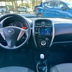 Venta en Uruguay de Nissan March  4 puertas 