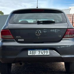 Volkswagen Gol  hatchback ofrecido en Ciudad del Plata 