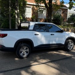 Chevrolet Montana  pickup ofrecido en Salto 