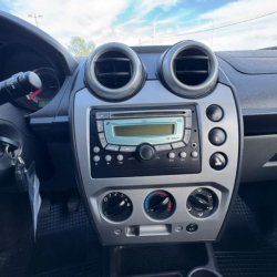 con motor 1.6 a la vista