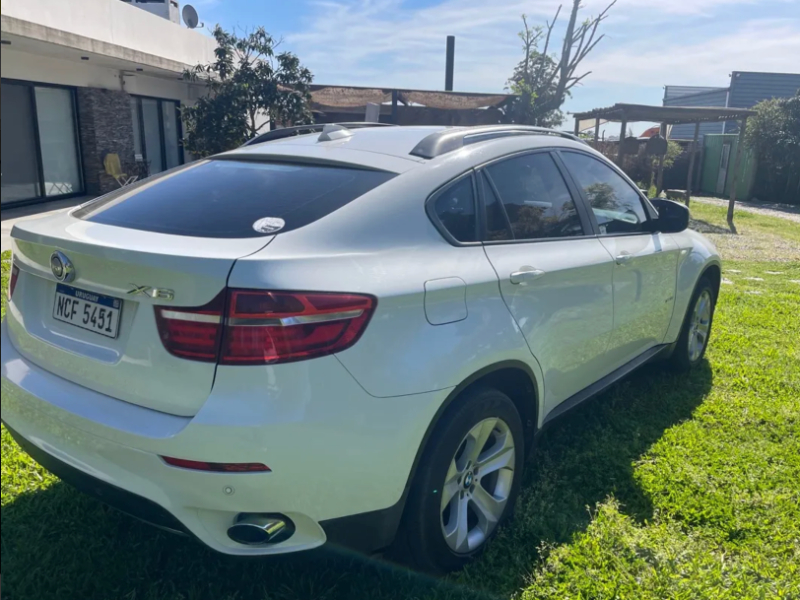 BMW X6  suv ofrecido en Durazno 