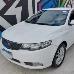 uy/kia-cerato-1-6-forte-2012-usado-montevideo
