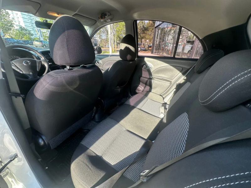 Imagen de  Manual  2020 Nissan March