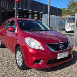 venta de Nissan Versa usado