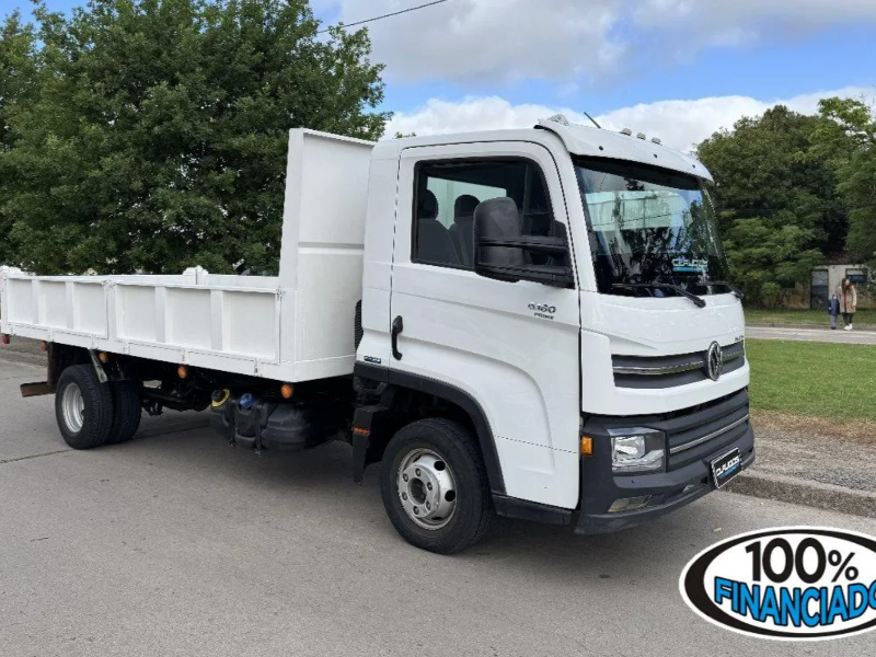 Volkswagen 6-160  Volcadora ofrecido en San Jacinto 