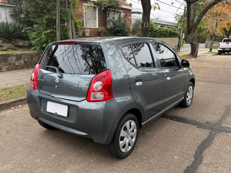 Suzuki Celerio  hatchback ofrecido en Salto 