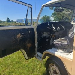 Venta en Uruguay de Volkswagen Kombi  4 puertas 