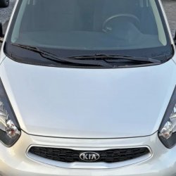 Kia Picanto  hatchback ofrecido en Punta del Este 
