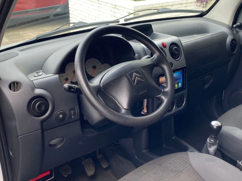 Venta en Uruguay de Citroën Berlingo  4 puertas 