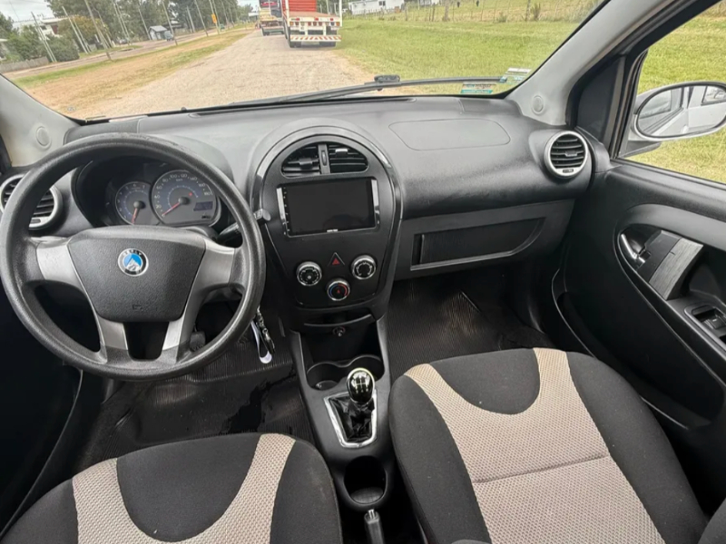 Imagen del Gelly 2012  1.4 listo para la venta  