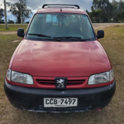 Foto: Peugeot Partner 170 CD 1.9 Diesel 2007 – Excelente Estado en Castillos, Rocha