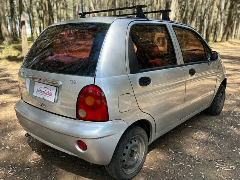 Chery QQ  hatchback ofrecido en Rosario 
