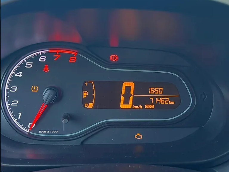 Chevrolet Onix  sedán ofrecido en Rivera 