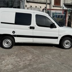 Imagen del Peugeot 2023  1.6-100 listo para la venta  
