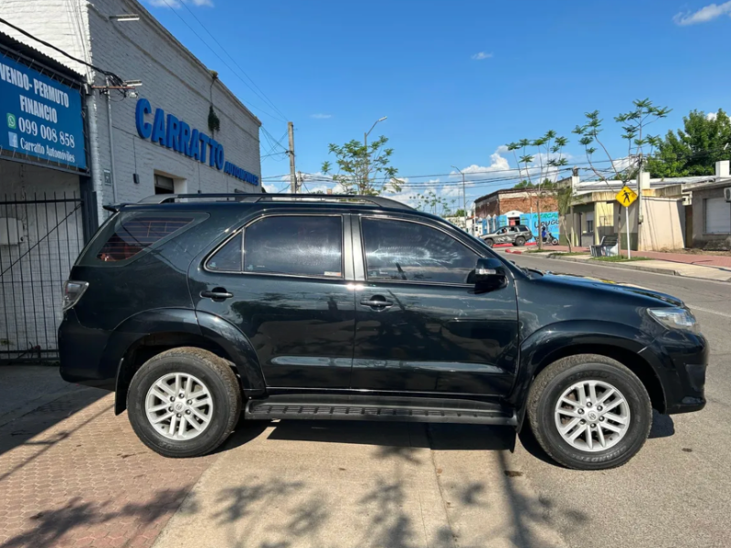 Toyota usado en Flores