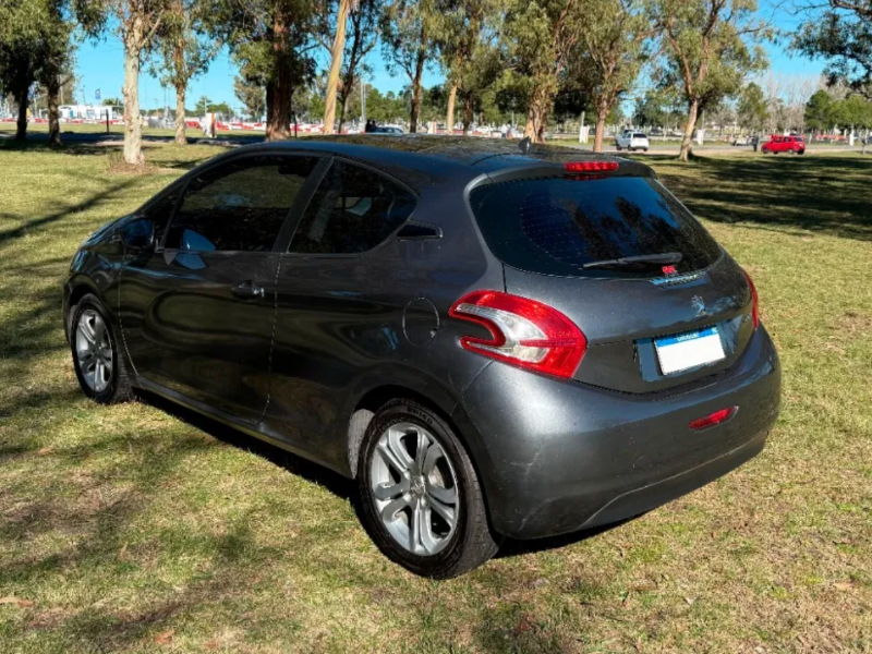 Modelo 208 por dentro