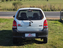 vista interna del Suzuki