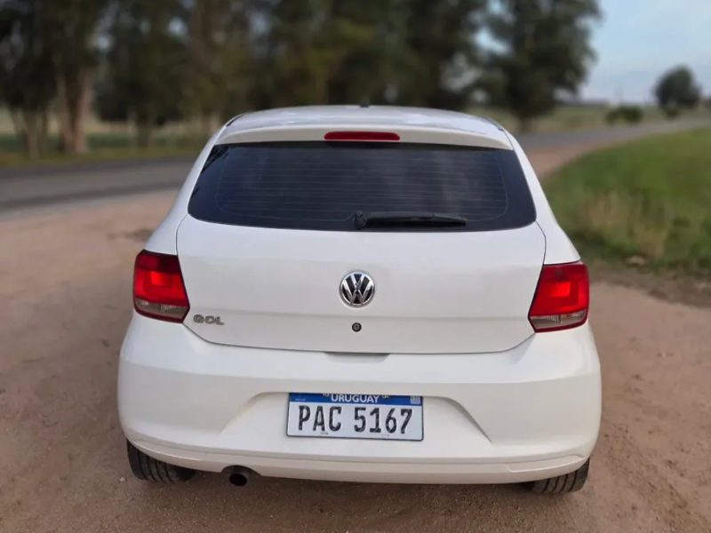 Volkswagen Gol  hatchback ofrecido en Minas 