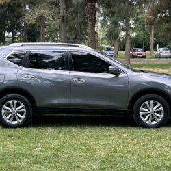 Nissan X-Trail  suv ofrecido en Juanicó 