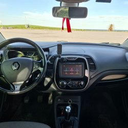 Modelo Captur por dentro