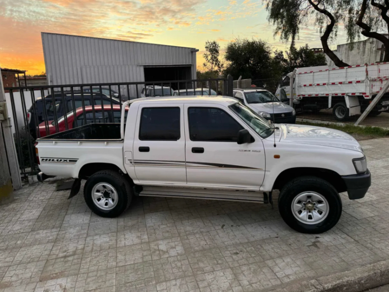 venta de Toyota Hilux usado