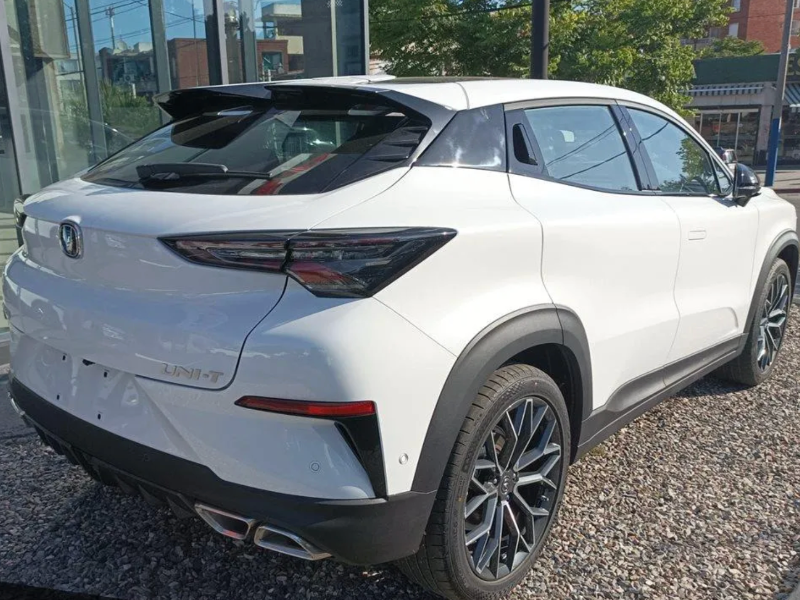 Changan nuevo en Montevideo