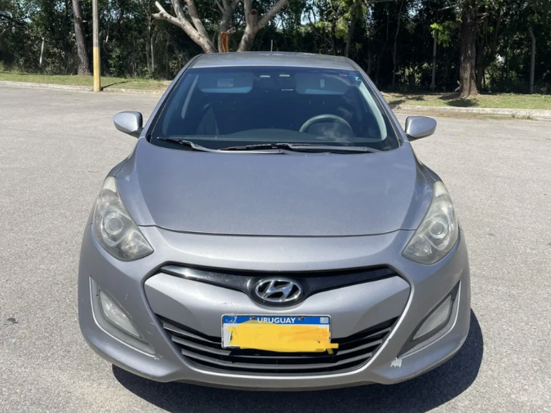 Venta en Uruguay de Hyundai i30  4 puertas 