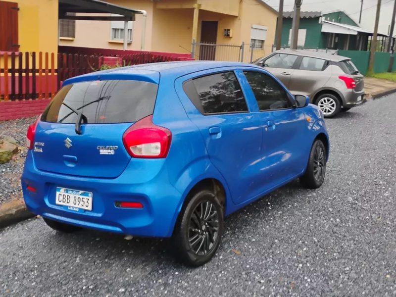 Suzuki Celerio  hatchback ofrecido en Treinta y Tres 