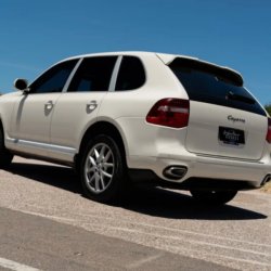 Porsche Cayenne  SUV ofrecido en Punta del Este 