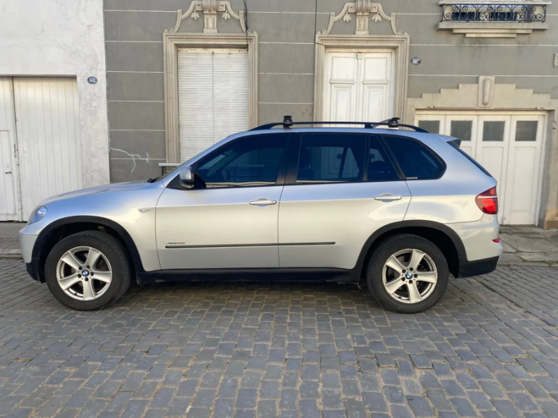 BMW X5  suv ofrecido en Villa Dolores 