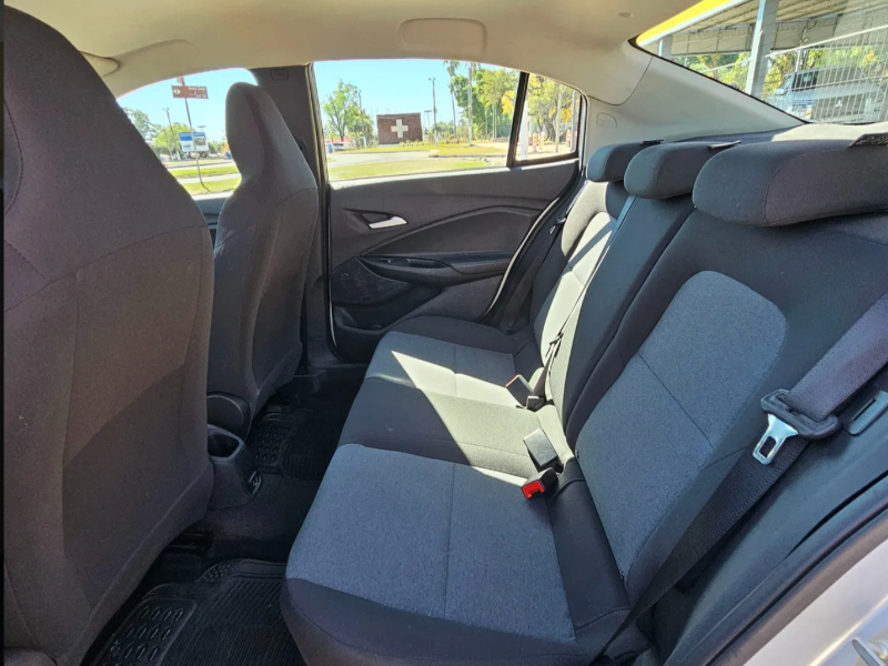 Modelo Onix por dentro