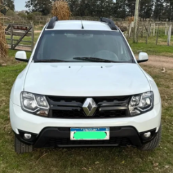 Foto: Renault Oroch 2019: Pickup Familiar en solymar usada