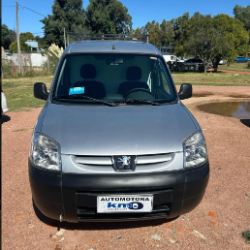 Foto: Peugeot Partner 2019 1.6 Furgón - Ideal para tu negocio