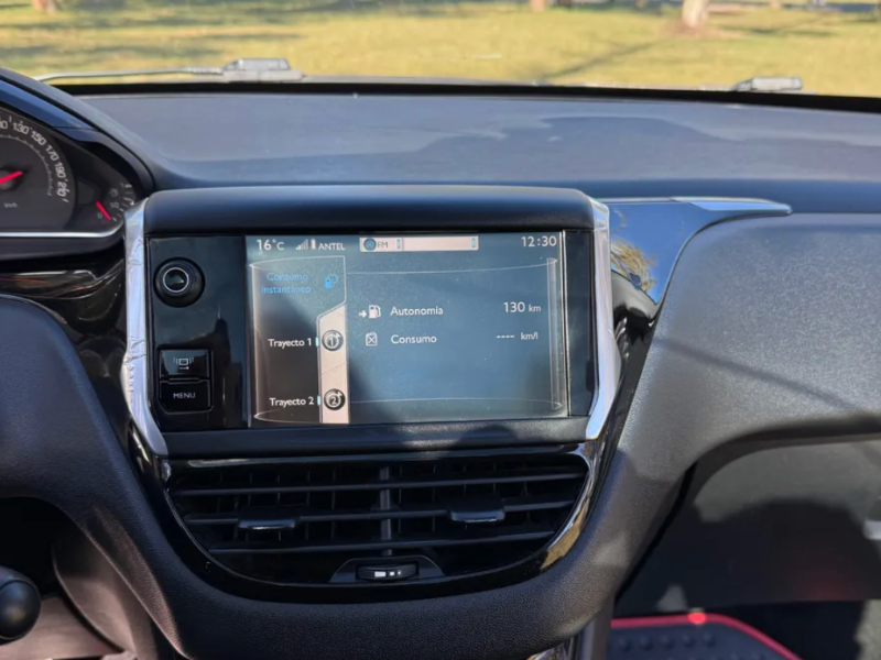 Imagen del Peugeot 2014  1.2-75 listo para la venta  