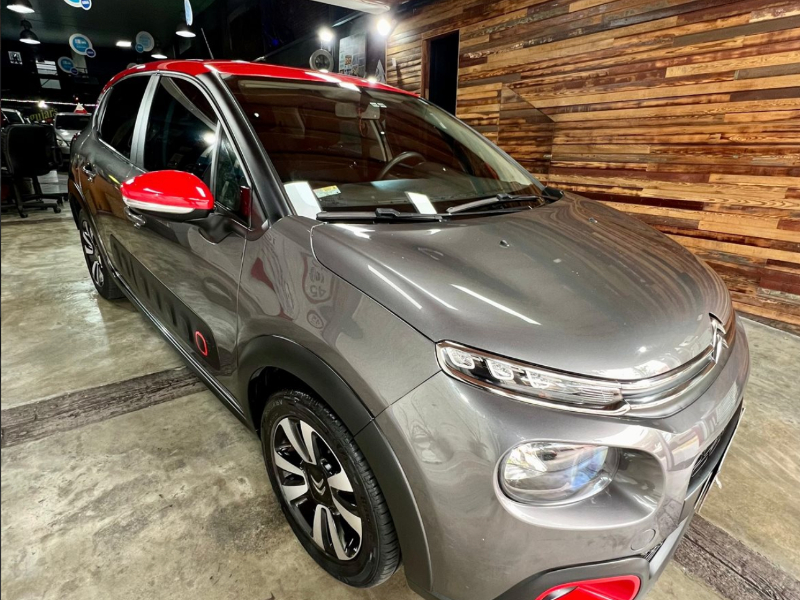 Citroën C3  Hatchback ofrecido en La Blanqueada 