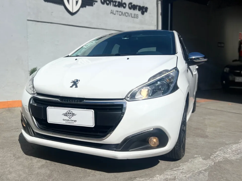 venta de Peugeot 208 usado